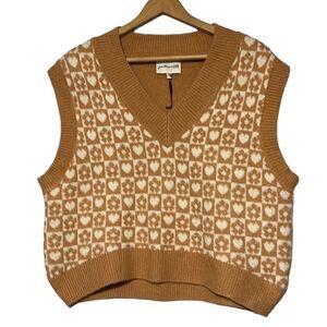 Sweater Vest Junior's Large Freshman 1996 V-Neck Flower Heart Soft Pullover NEW